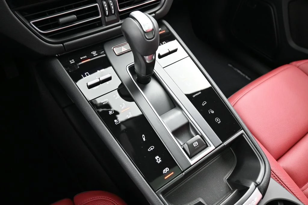 2026 Porsche Macan GTS interior, center console, Black/Bordeaux Red