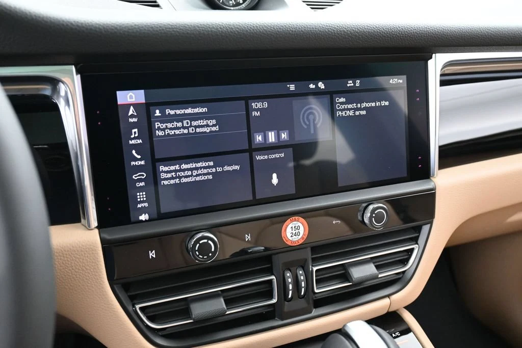 2026 Porsche Macan interior, dashboard, Black/Mojave Beige
