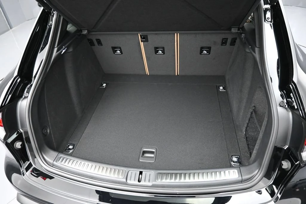 2026 Porsche Macan trunk