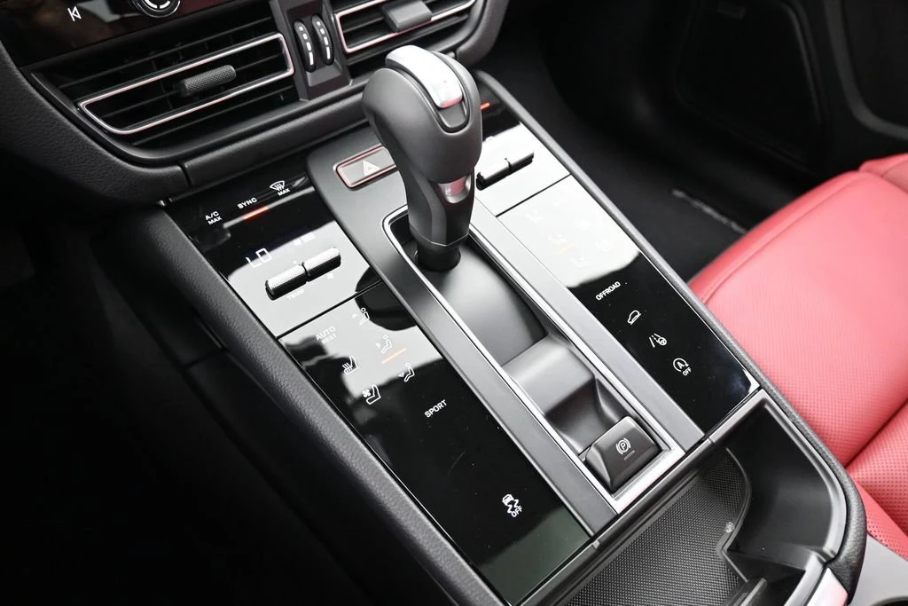 2026 Porsche Macan interior, center console, Black/Bordeaux Red