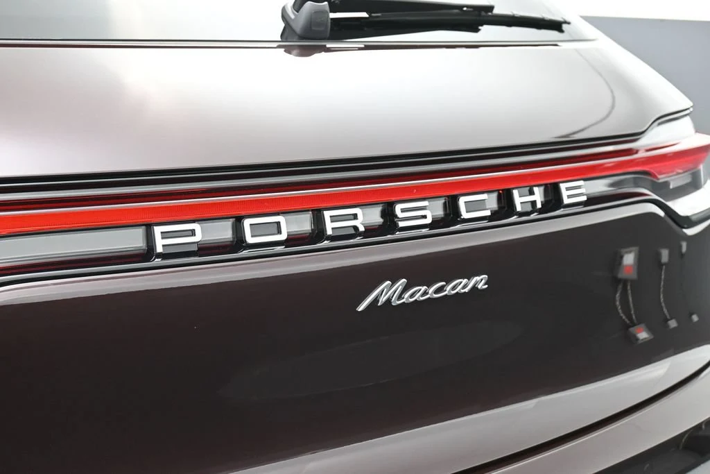 2026 Porsche Macan, detail
