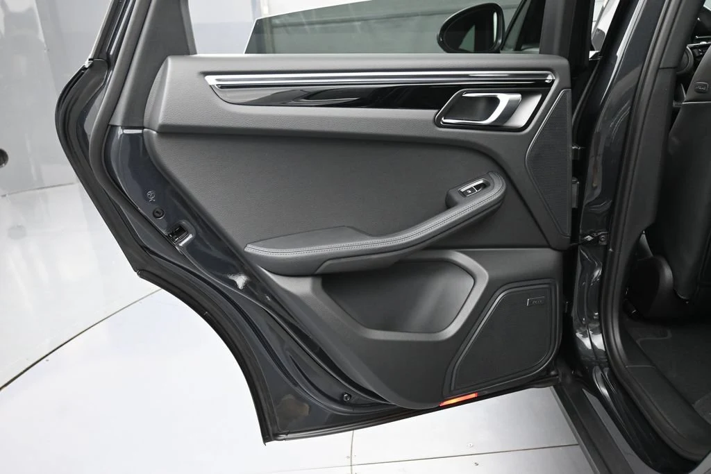 2026 Porsche Macan interior, door panel, Black