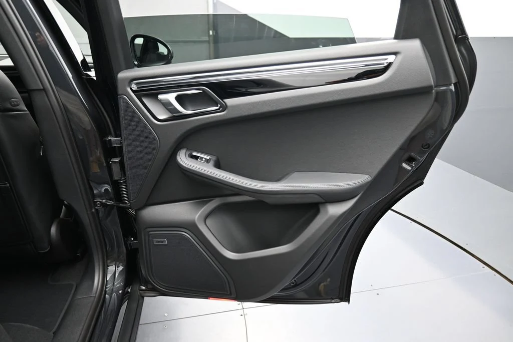 2026 Porsche Macan interior, door panel, Black