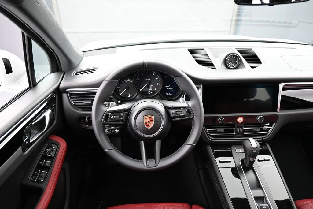 2026 Porsche Macan interior, dashboard, Black/Bordeaux Red