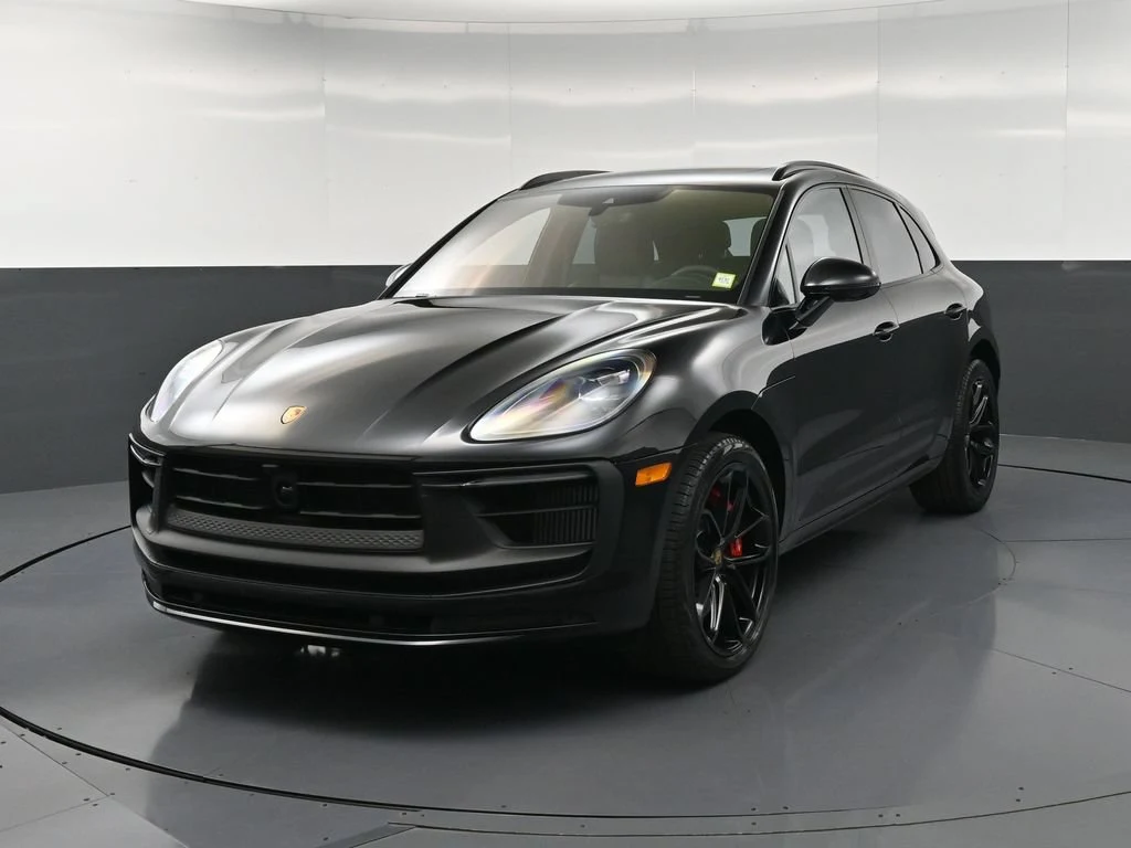 2026 Porsche Macan GTS for sale, front three-quarter view, Black