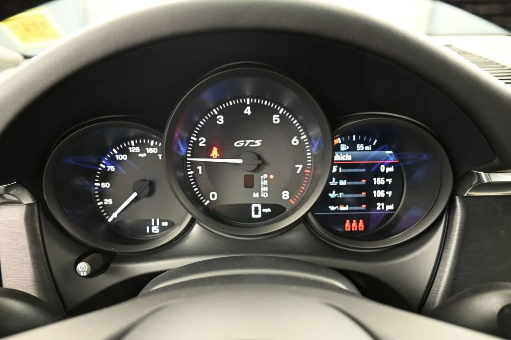 2026 Porsche Macan GTS interior, Black