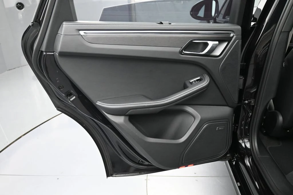 2026 Porsche Macan GTS interior, door panel, Black