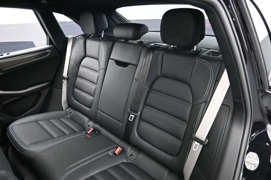 2026 Porsche Macan GTS interior, seats, Black