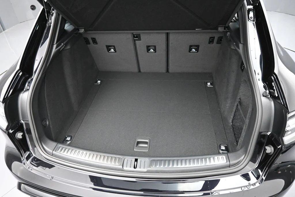 2026 Porsche Macan GTS trunk