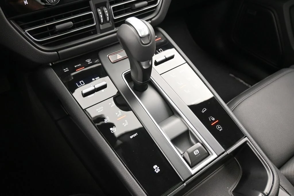 2026 Porsche Macan interior, center console, Black