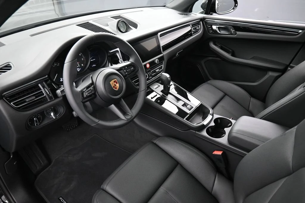2026 Porsche Macan interior, Black