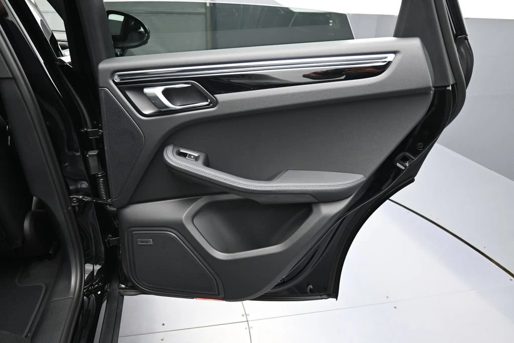 2026 Porsche Macan interior, door panel, Black