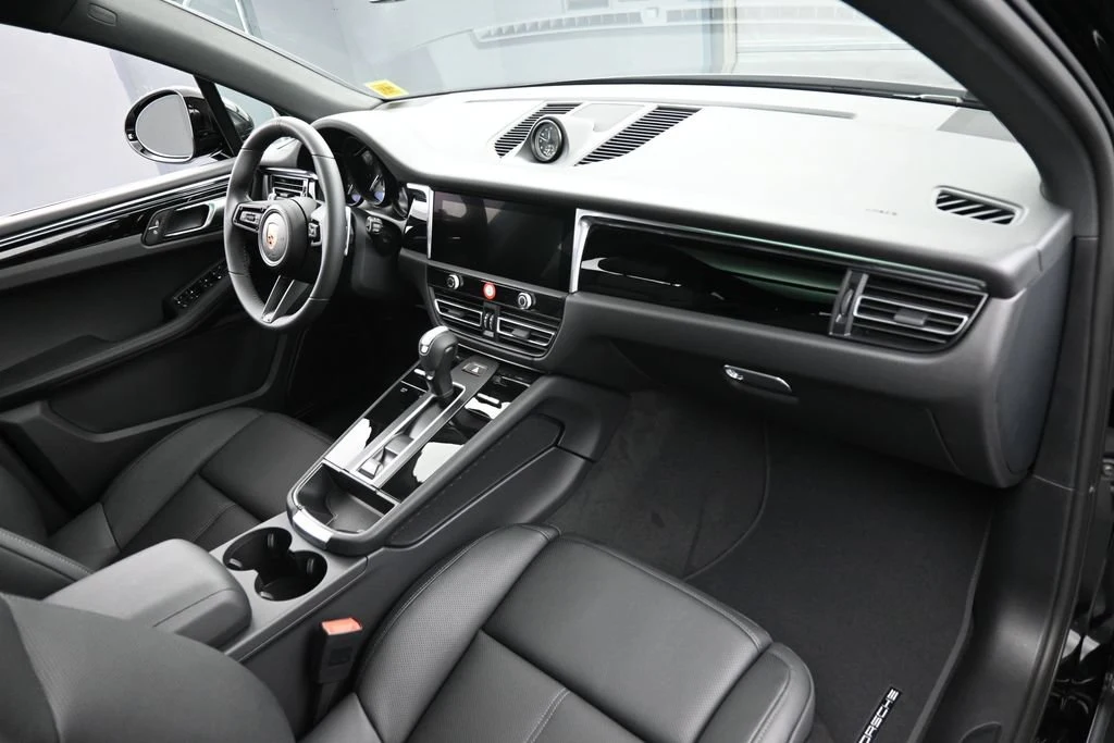 2026 Porsche Macan interior, Black
