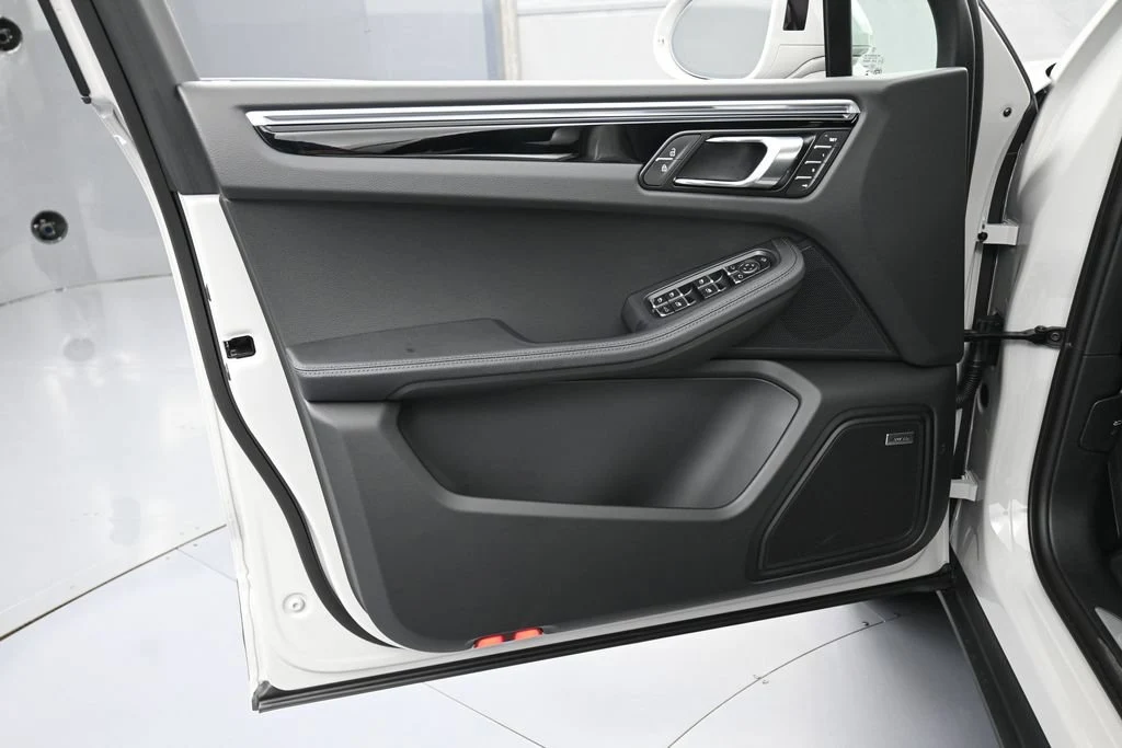 2026 Porsche Macan S interior, door panel, Black