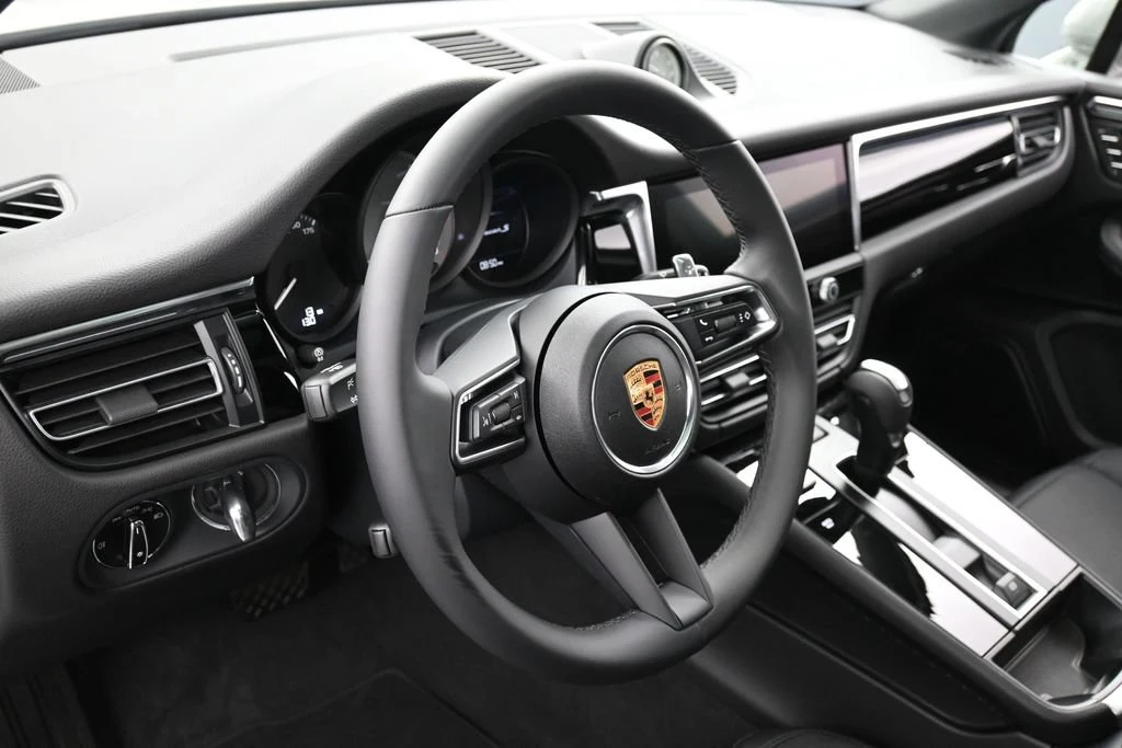 2026 Porsche Macan S interior, Black