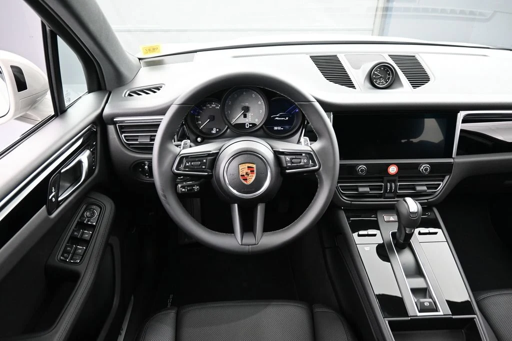 2026 Porsche Macan S interior, dashboard, Black