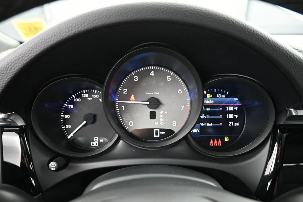 2026 Porsche Macan S interior, Black