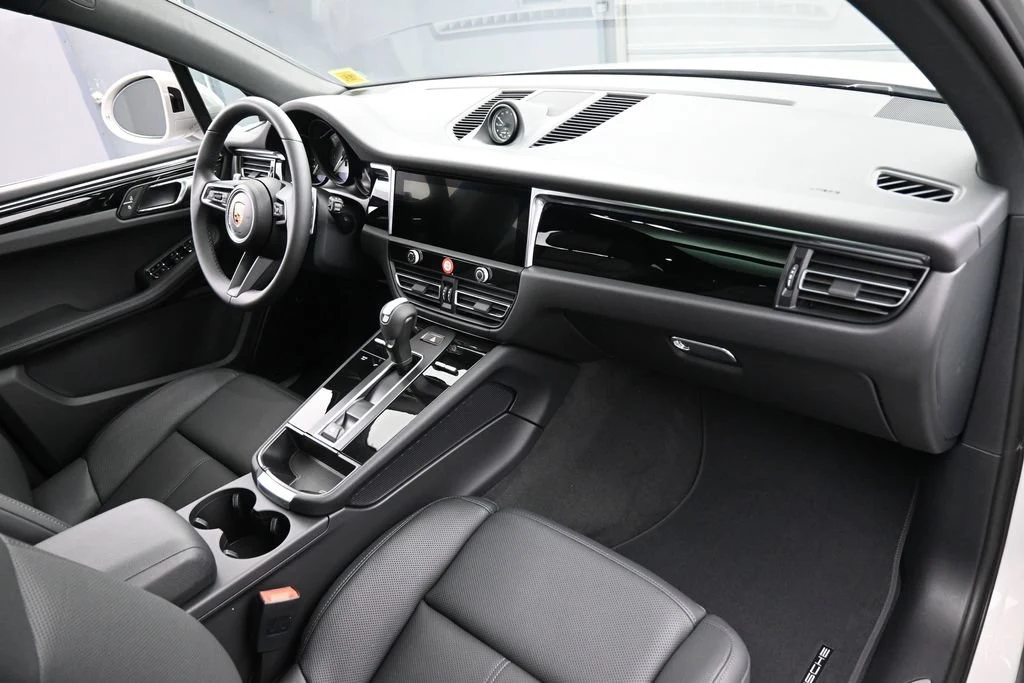 2026 Porsche Macan S interior, Black