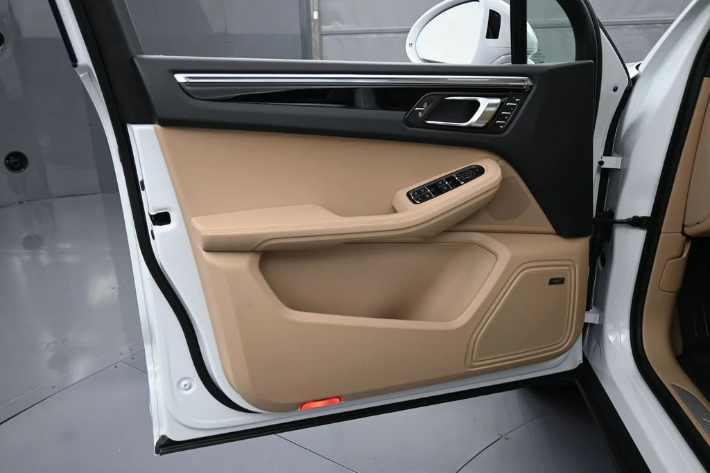2026 Porsche Macan S interior, door panel, Black/Mojave Beige