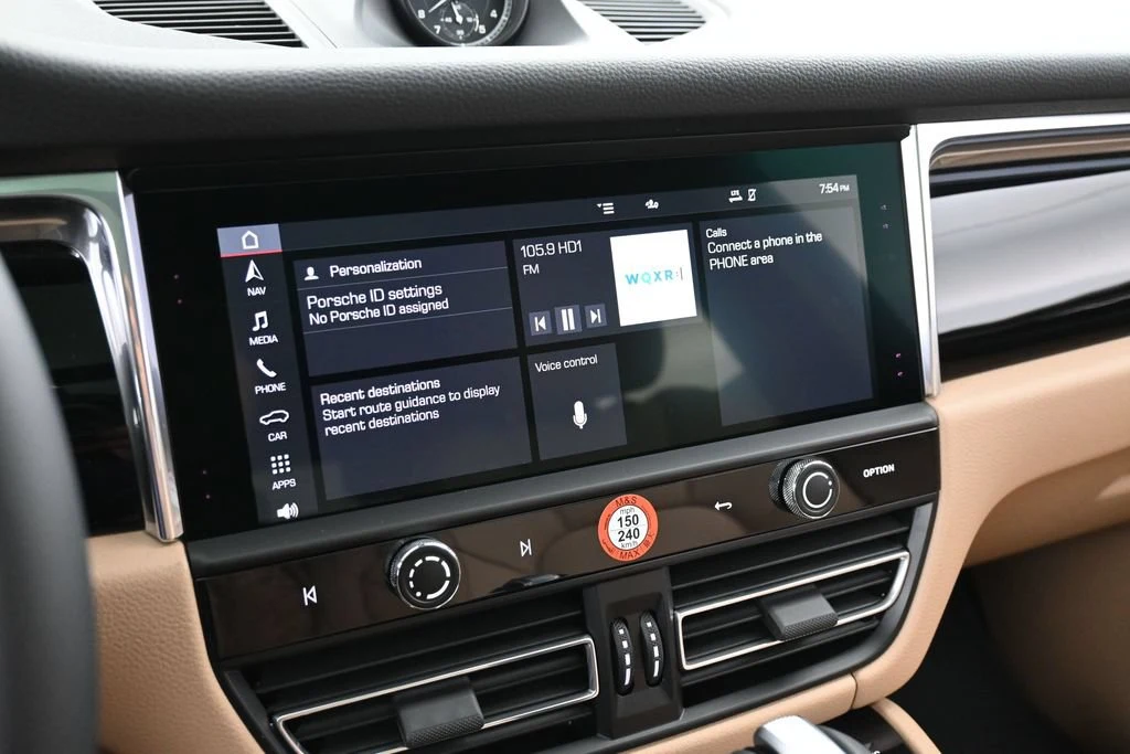 2026 Porsche Macan S interior, Black/Mojave Beige