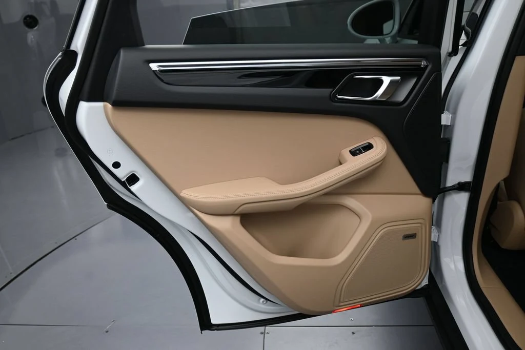 2026 Porsche Macan S interior, door panel, Black/Mojave Beige