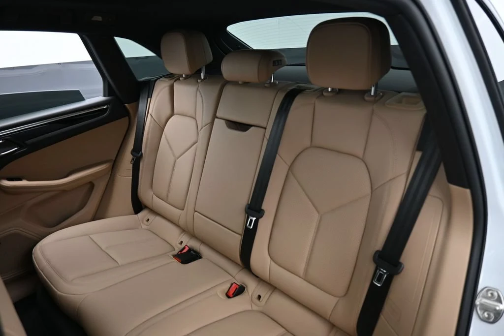 2026 Porsche Macan S interior, seats, Black/Mojave Beige