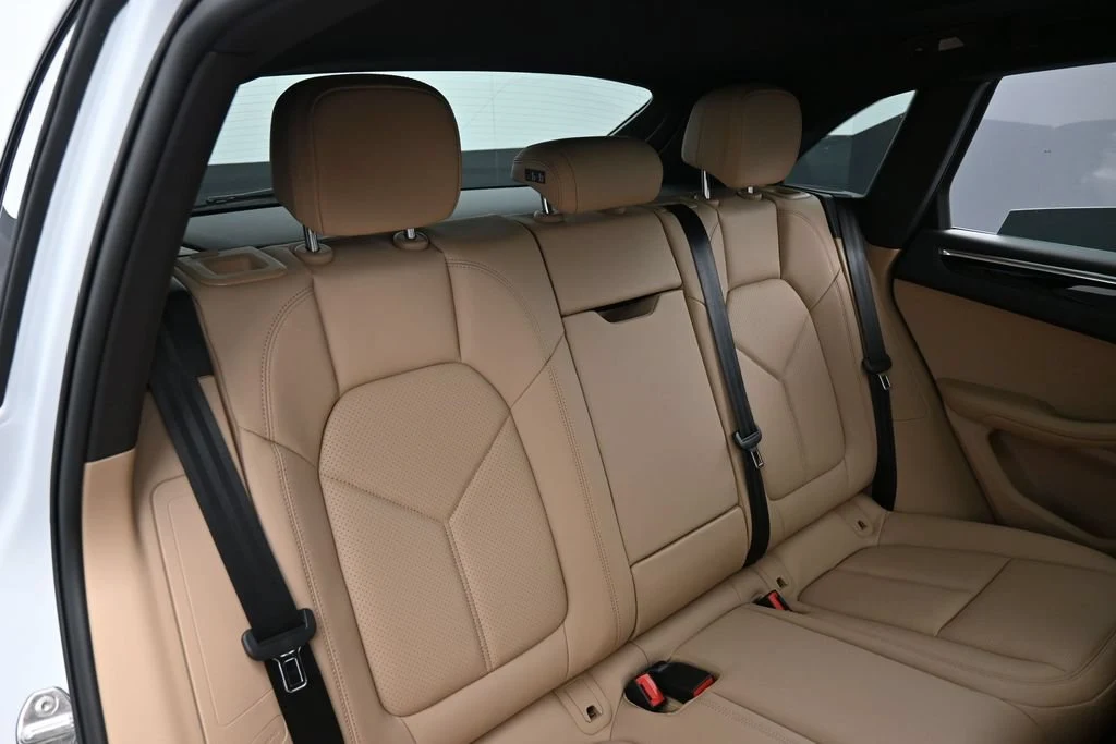 2026 Porsche Macan S interior, seats, Black/Mojave Beige