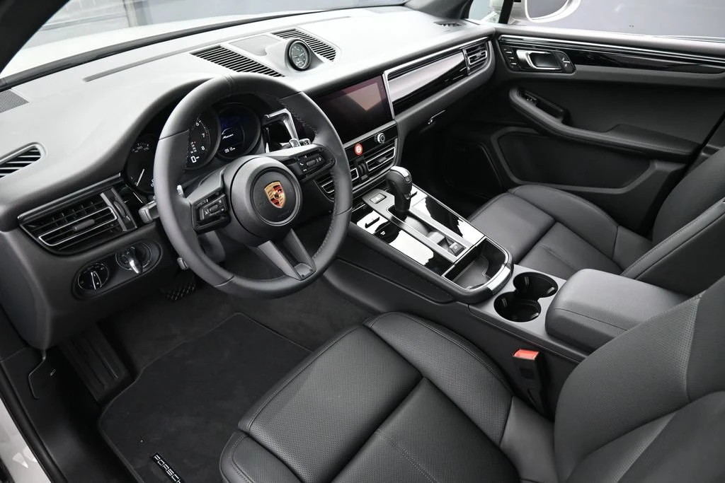 2026 Porsche Macan interior, Black