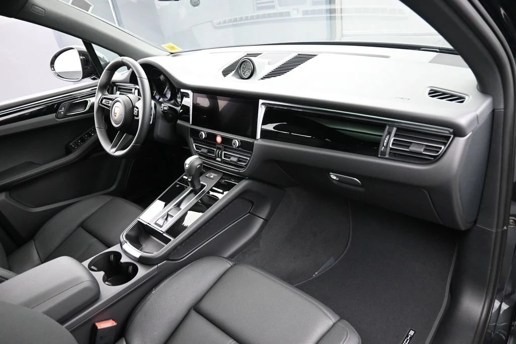 2026 Porsche Macan interior, Black