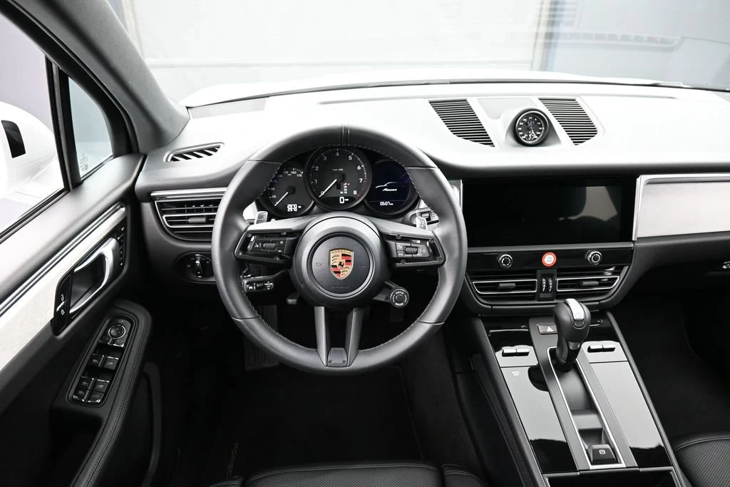 2026 Porsche Macan interior, dashboard, Black