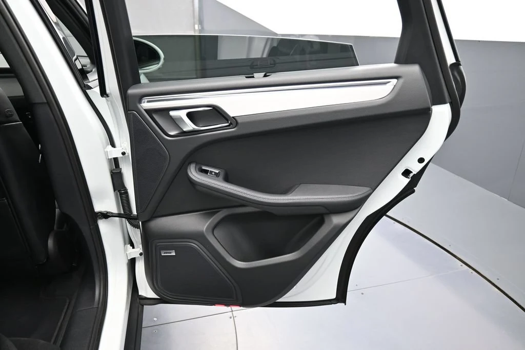 2026 Porsche Macan interior, door panel, Black