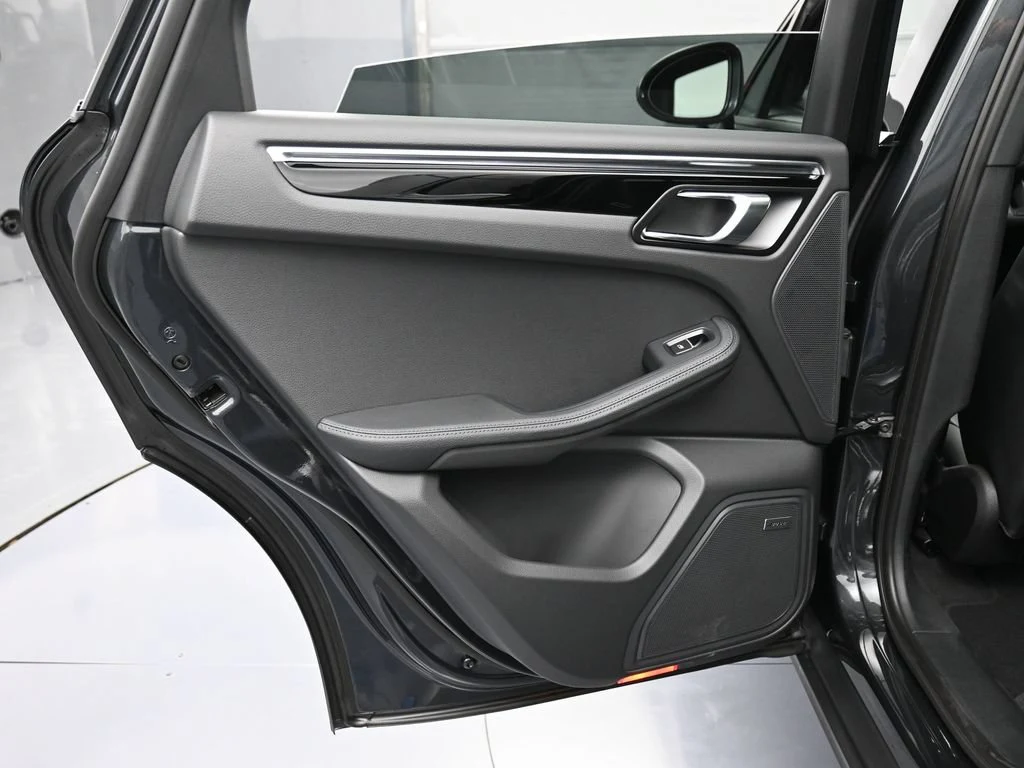 2026 Porsche Macan interior, door panel, Black