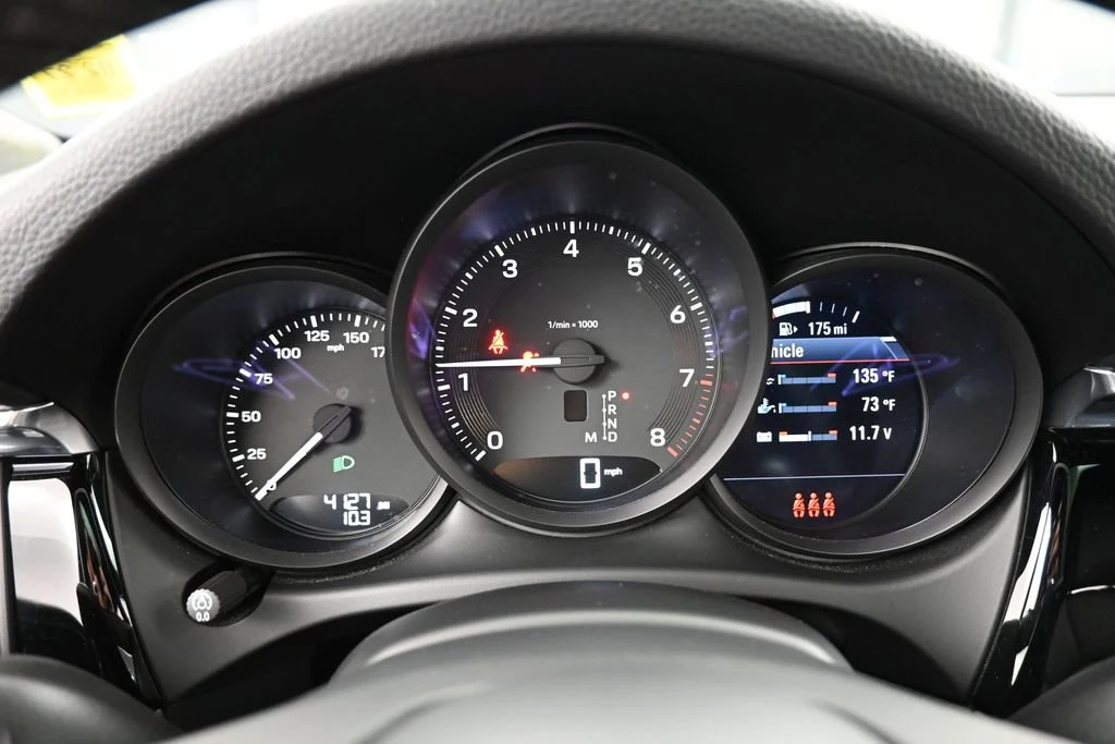 2026 Porsche Macan interior, Black