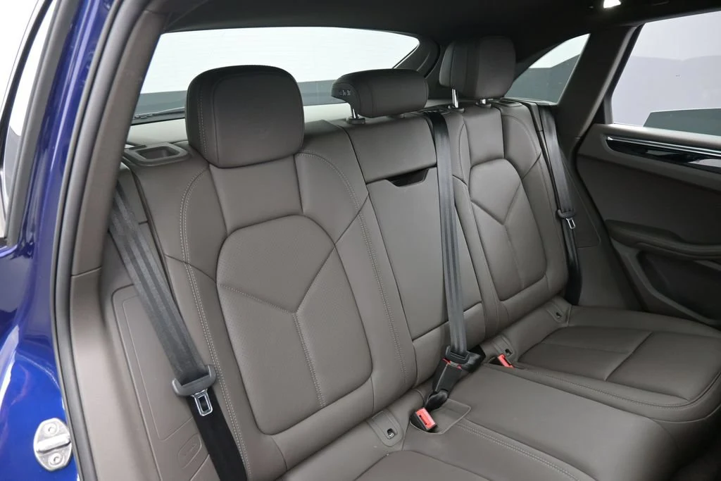 2026 Porsche Macan interior, seats, Agate Grey