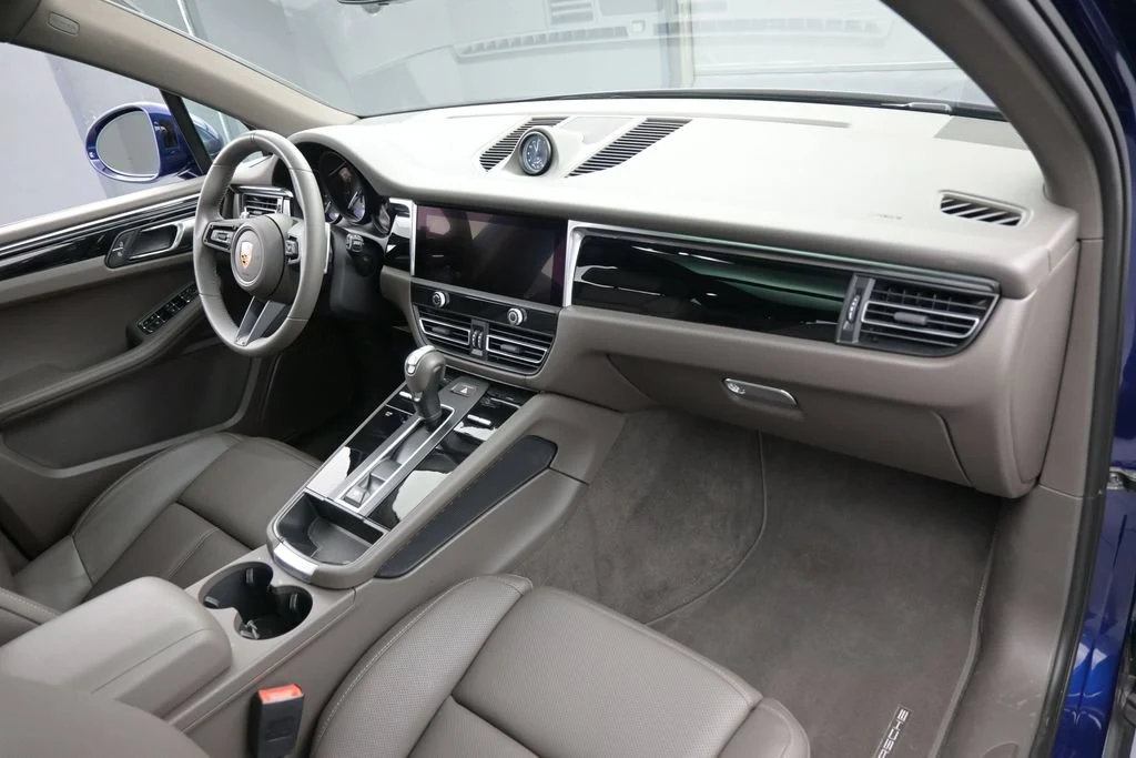 2026 Porsche Macan interior, Agate Grey