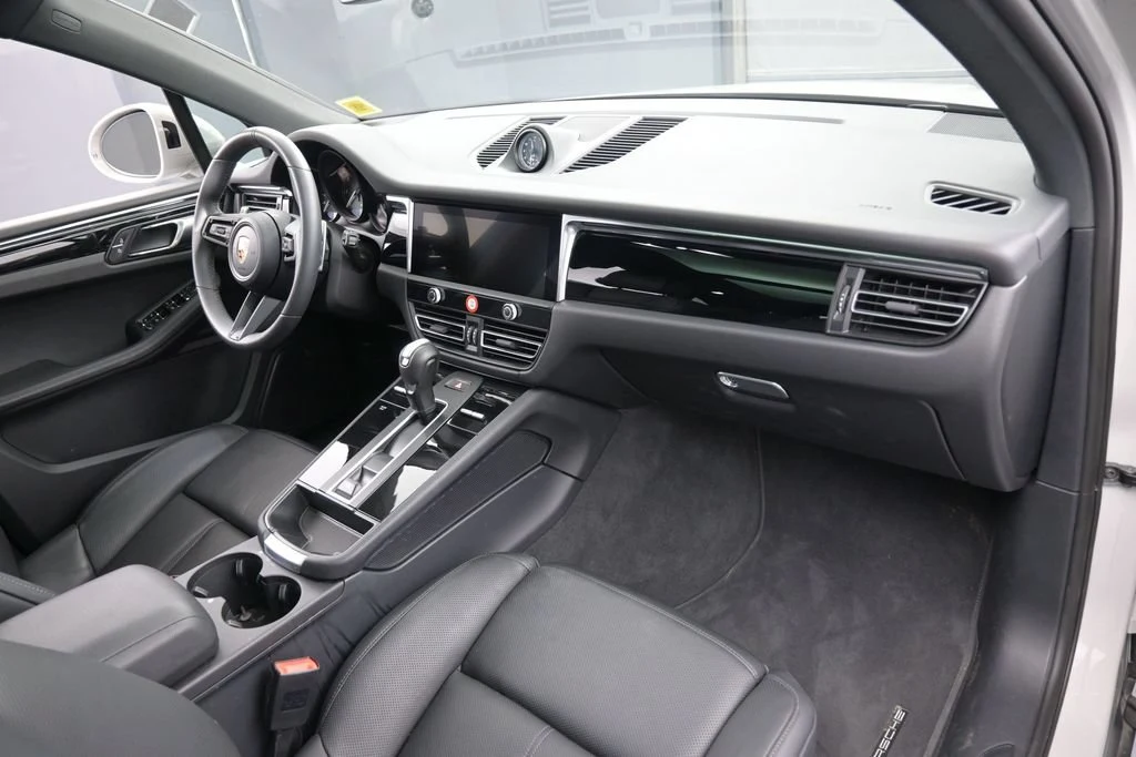 2026 Porsche Macan interior, Black