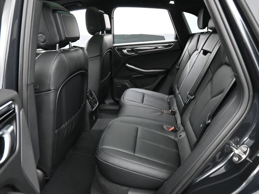 2026 Porsche Macan interior, seats