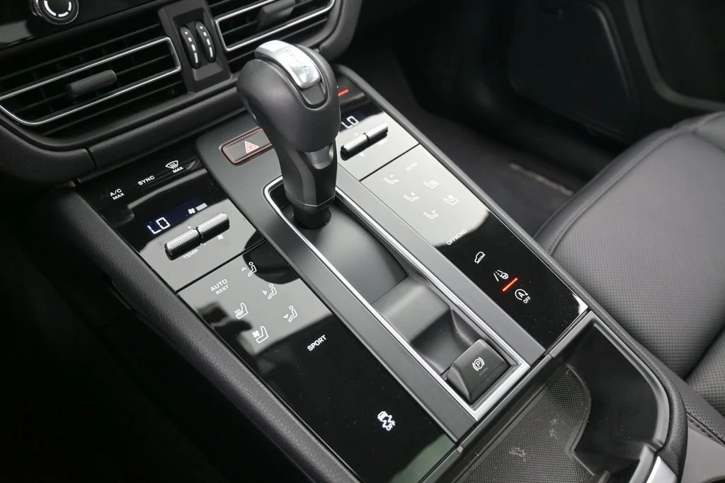 2026 Porsche Macan interior, center console, Black