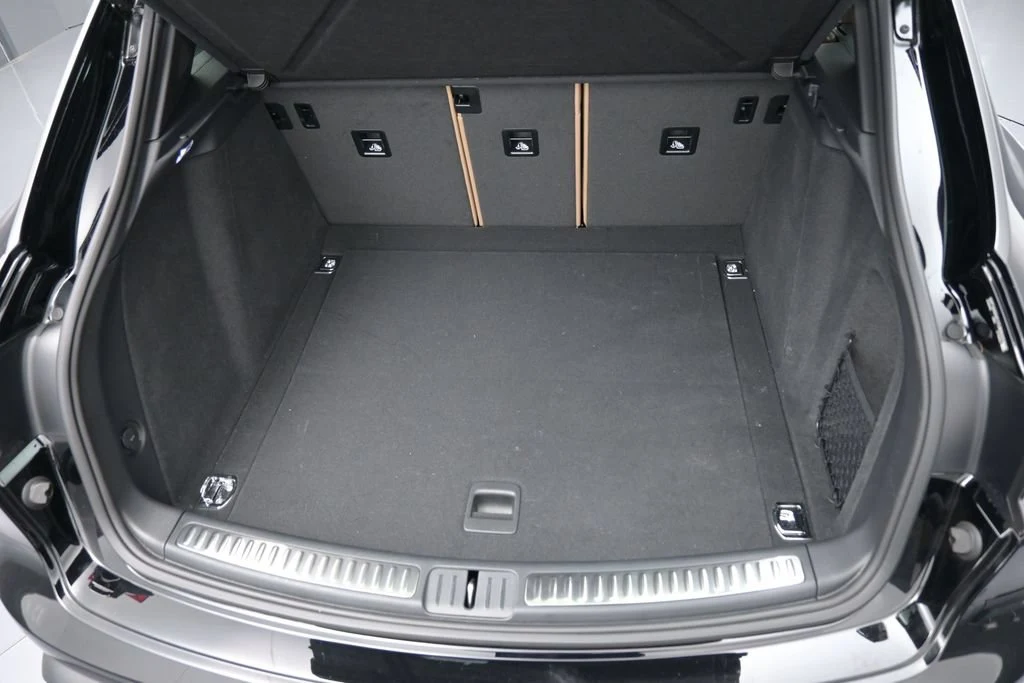 2026 Porsche Macan trunk