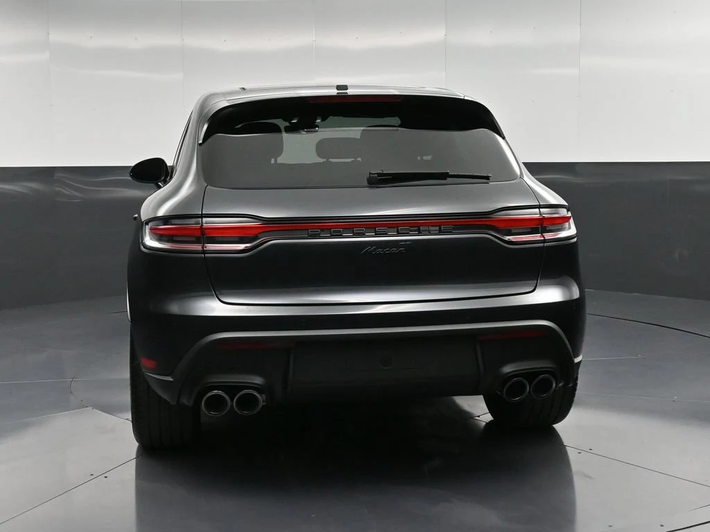 2026 Porsche Macan, rear three-quarter view, Grey