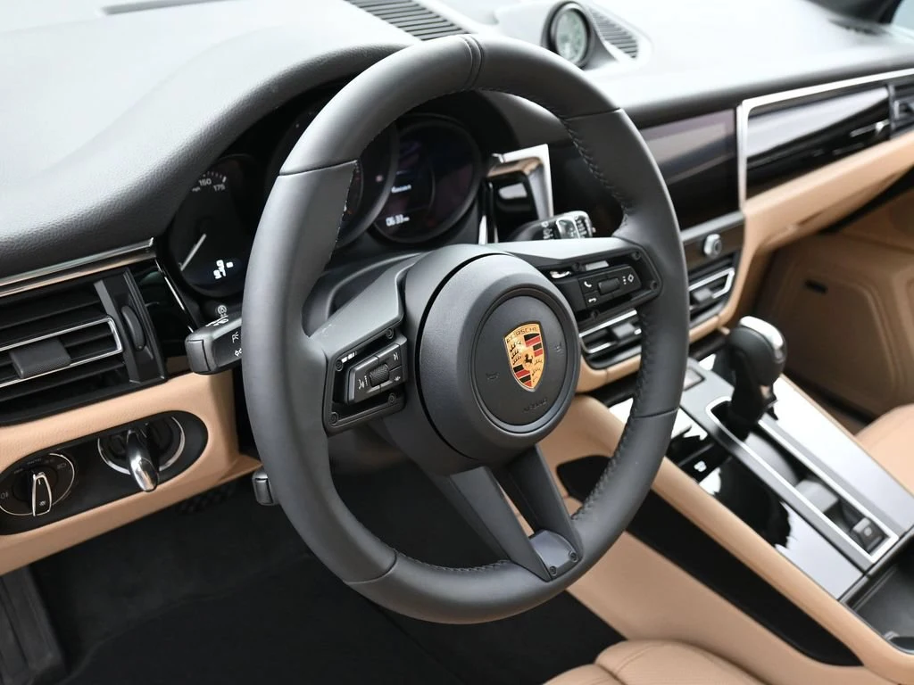 2026 Porsche Macan interior, Black/Mojave Beige
