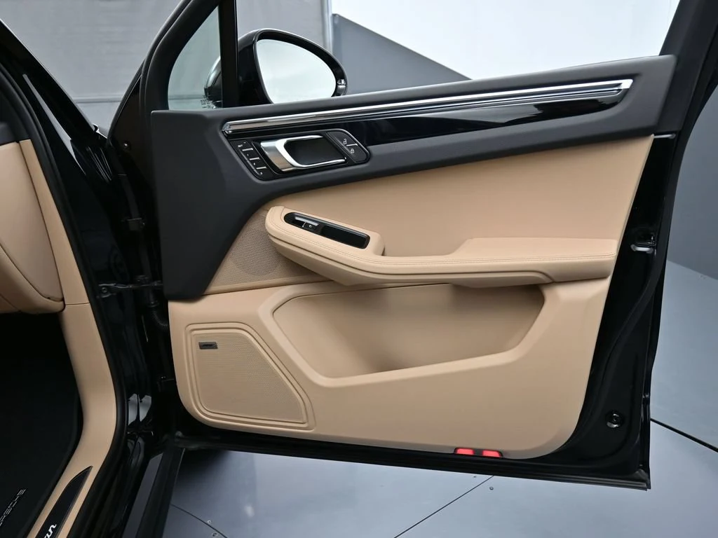 2026 Porsche Macan interior, door panel, Black/Mojave Beige