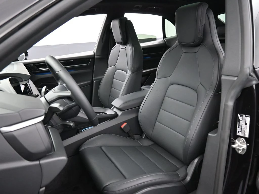 2025 Porsche Macan 4S Electric interior, seats