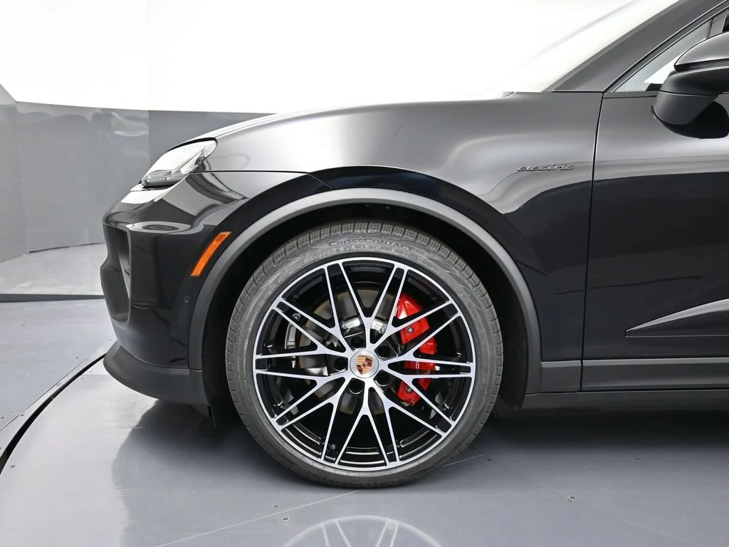 2025 Porsche Macan 4S Electric for sale, exterior, Black