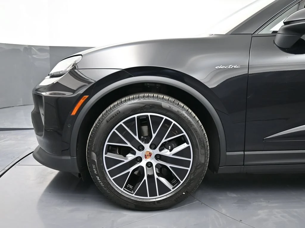 2026 Porsche Macan 4 Electric for sale, exterior, Black