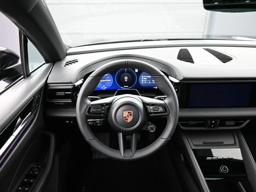 2026 Porsche Macan 4 Electric interior, dashboard