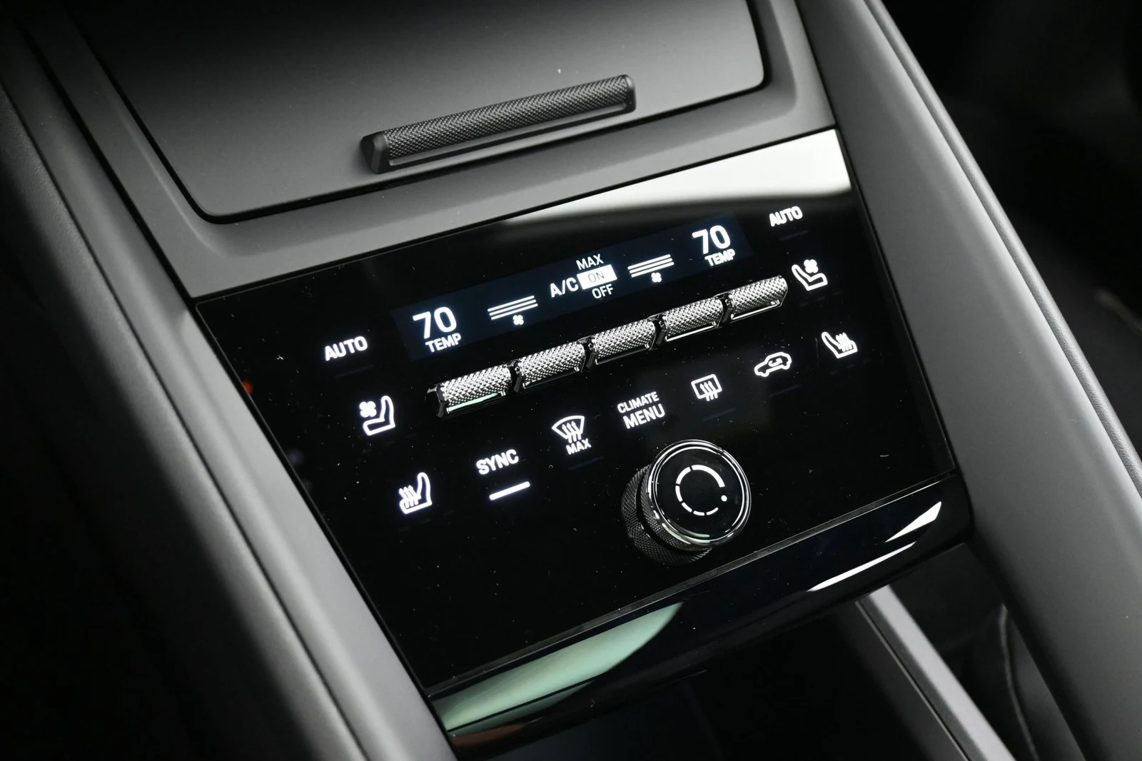 2026 Porsche Macan 4 Electric interior, center console, Black