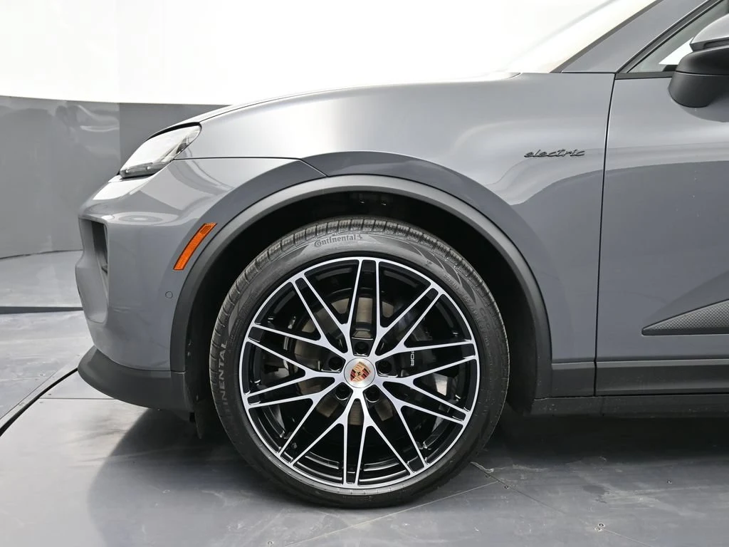 2026 Porsche Macan 4 Electric for sale, exterior, Grey