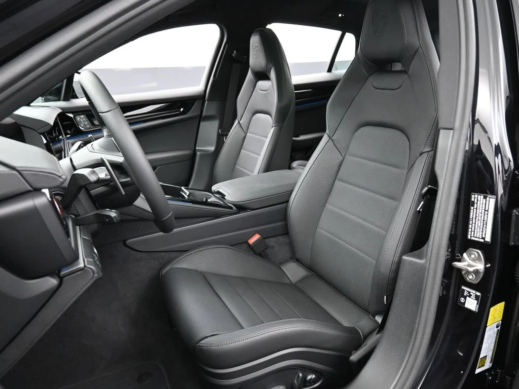 2026 Porsche Panamera 4 E-Hybrid interior, seats, Black