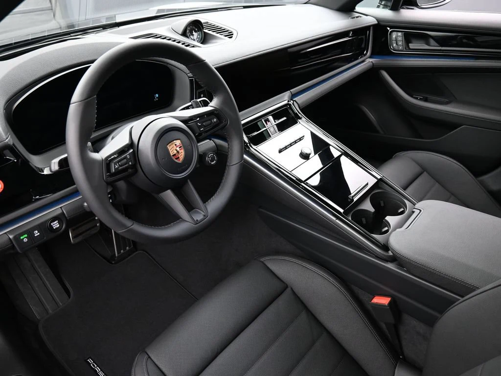 2026 Porsche Panamera 4 E-Hybrid interior, Black